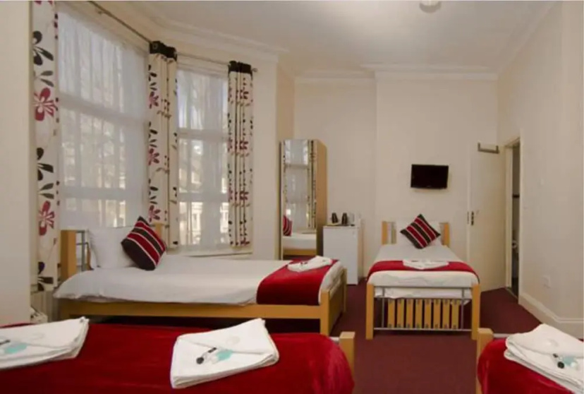 Royal Guest House by Saba 3 — отель в Лондоне, Соединенное Королевство