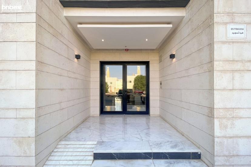 Цены на bnbmehomes-Top APT nr Kingdom Tower-B11 в Рияде
