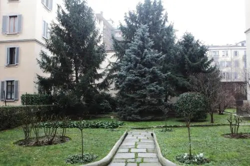 Sempione Park Large Apartment 4 — отель в Милане, Италия