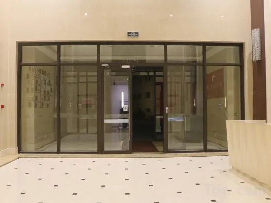 MoBoYun Seascape Apartment (Qingdao chao yang shan Subway Station Rongchuangmao Branch) — отель в Циндао, Китай