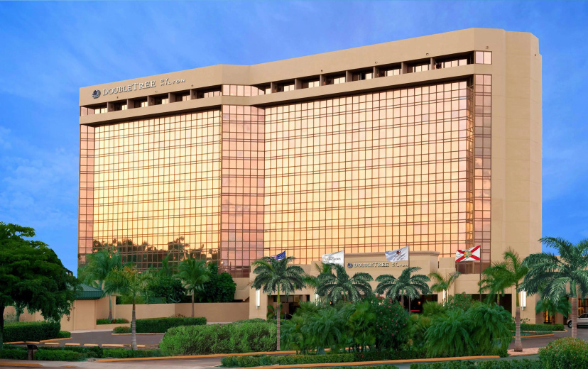 Цены на DoubleTree by Hilton Hotel Miami Airport & Convention Center в Майами