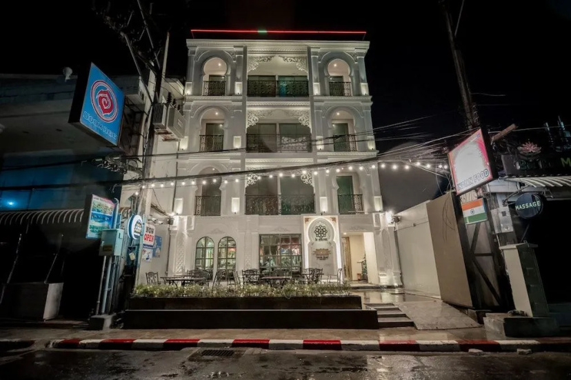Le Maroc Hotel Patong — забронировать отель в Патонг
