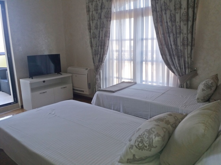 Цены на Luxury Villa with swimming pool Panorama в Будва
