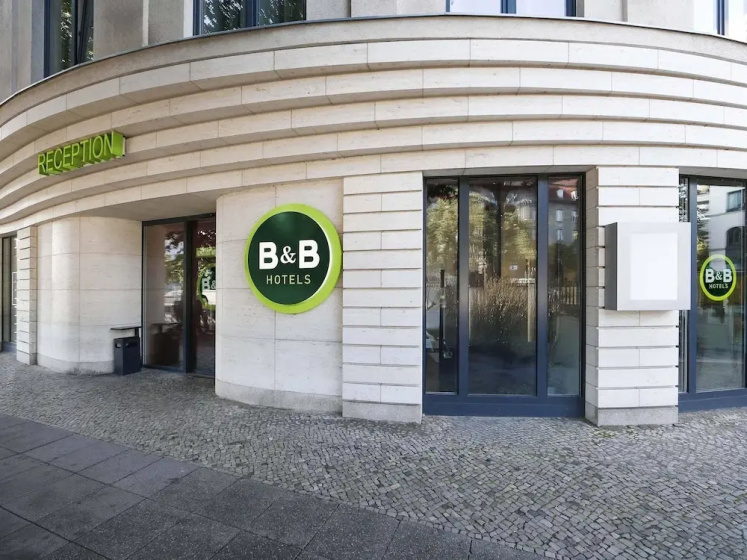 B&B Hotel Berlin-Charlottenburg — отель с удобным расположением в Берлине