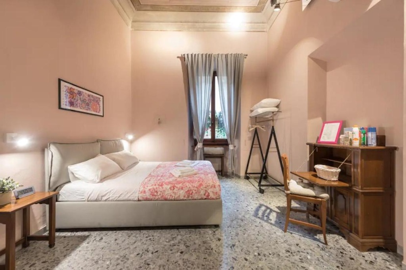 Via Roma 4 Home — комфортный отель в Флоренции