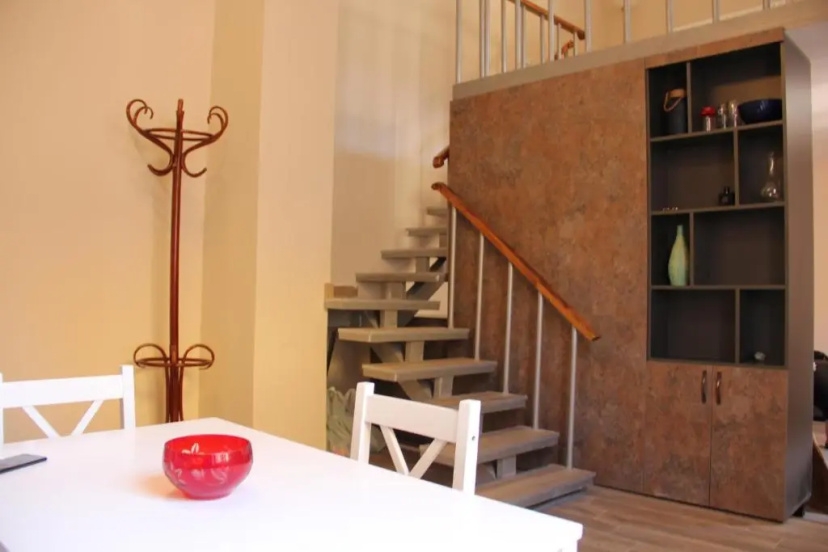 Studio Apartment Near Europe Square — отель с удобствами в Батуми