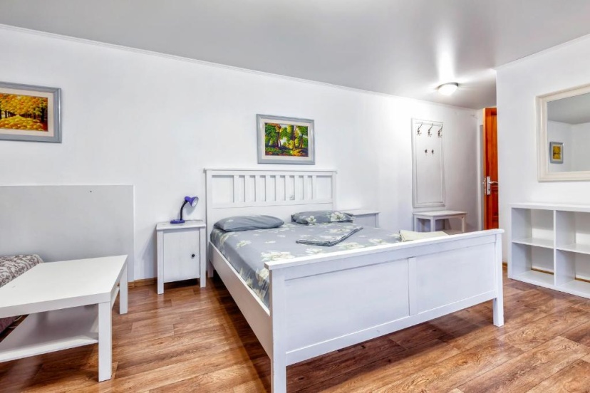 426 Apartamenty v Zolotom kvadrate v tsentre Otlichno podhodjat dlja komandirovannyh i turistov — отзывы гостей и цены