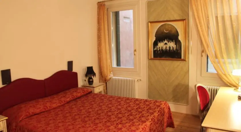 Apartment SantAngelo — отель с удобствами в Венеции