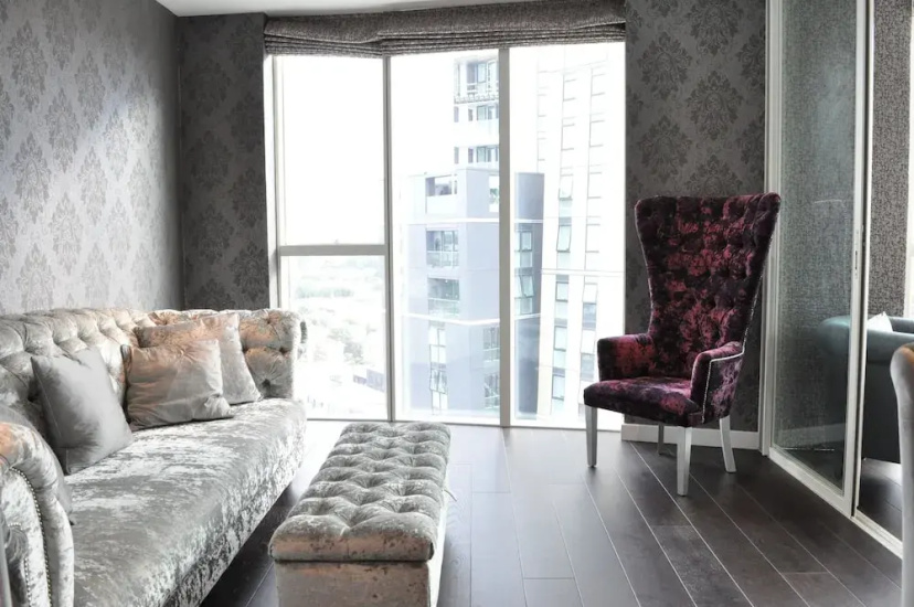 1 Bedroom Apartment With Gym and Terrace — отель с удобным расположением в Лондоне