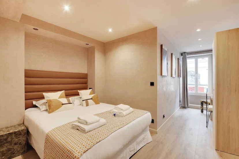Цены на Cozy Apartment 2br/6p - Caire / Montorgueil - 2 в Париже