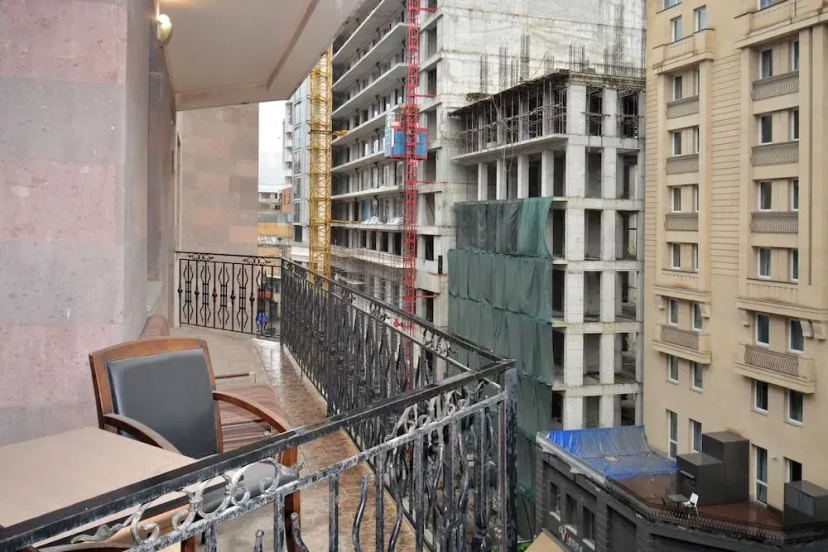 North Ave. Apartments by Luxe Group HH55 — забронировать отель в Ереван