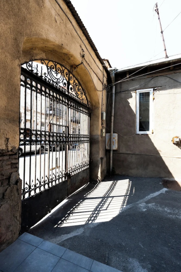 Stones Throw Apartments — отзывы гостей и цены