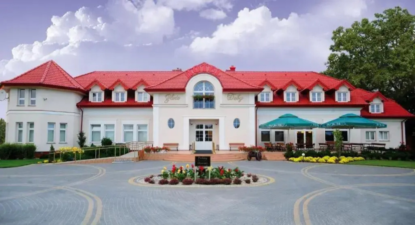 Zlote Deby Hotel — забронировать отель в Варшаве