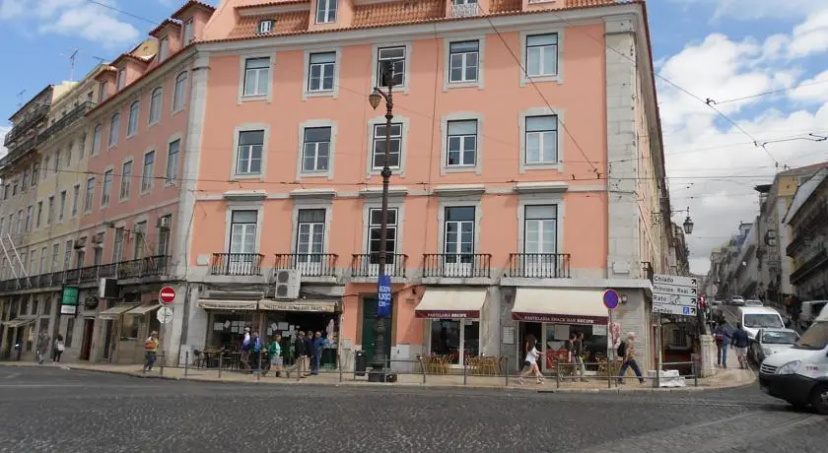 Pensao Duque da Terceira - Guesthouse — отель с удобствами в Лиссабоне
