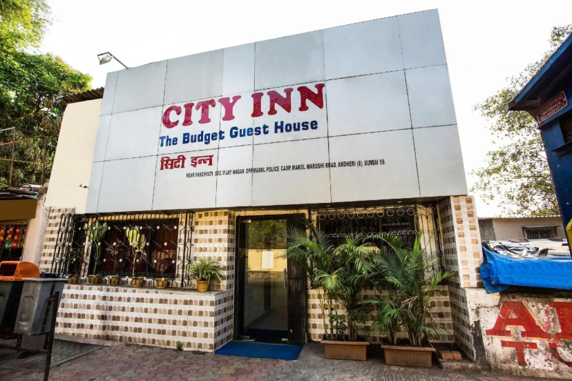 SPOT ON 23634 City Inn Guest House — отель с удобствами в Мумбаи