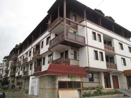 Fortuna Apartments — забронировать отель в Банско