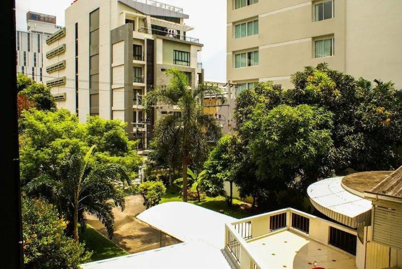 Sixty Six Pattaya Beach Road Apartment — комфортный отель в Паттайе