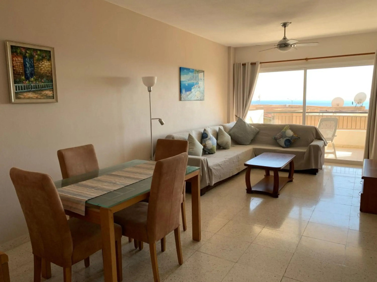 King's Palace - very spacious 1 bed apartment — забронировать отель в Пафос