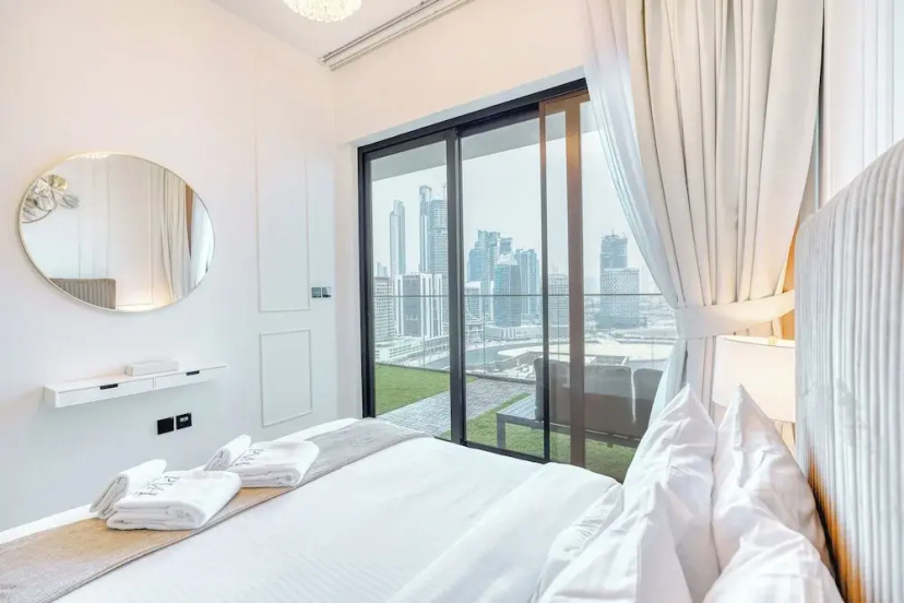 PVH - Exquisite 1BR - Binghatti Canal — отель в Дубае, Объединенные Арабские Эмираты