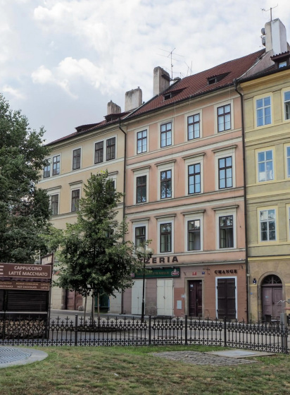 Mikulasska 6 - Old Town Square View Apartments — отель в Праге, Чешская Республика