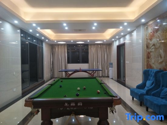Jiazhou Shishang apartment (Guangzhou Airport North Gate) — отель с удобным расположением в Гуанчжоу