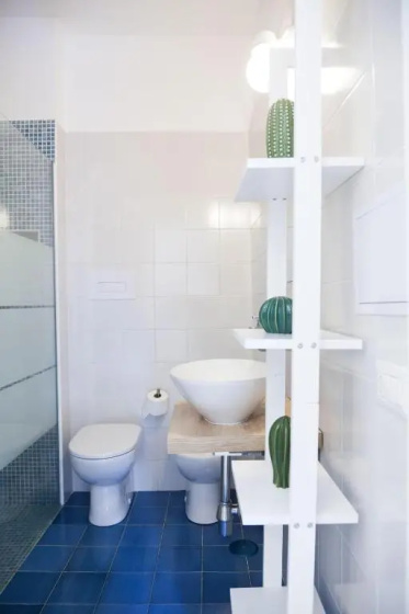 Da Matteo Holiday Apartment — комфортный отель в Неаполе