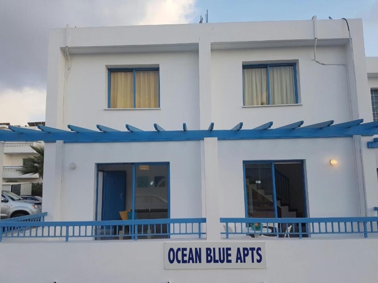 Ocean Blue Apartments — забронировать отель в Пафос