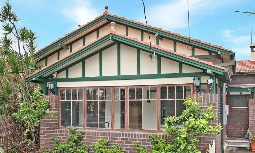 Kozyguru | Arncliffe | Airport Cottage 3 Bed House — отель с удобным расположением в Сиднее