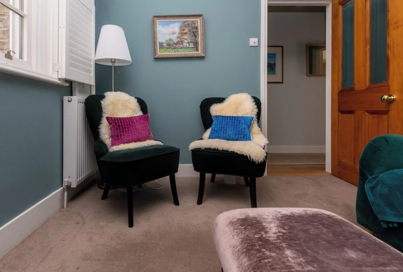 Beautiful & Cosy 2BD House - Southwark — забронировать отель в Лондоне