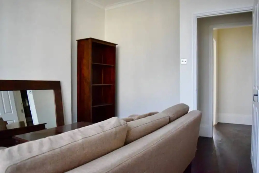 1 Bedroom Apartment Near Wimbledon Village — отель в Лондоне, Соединенное Королевство