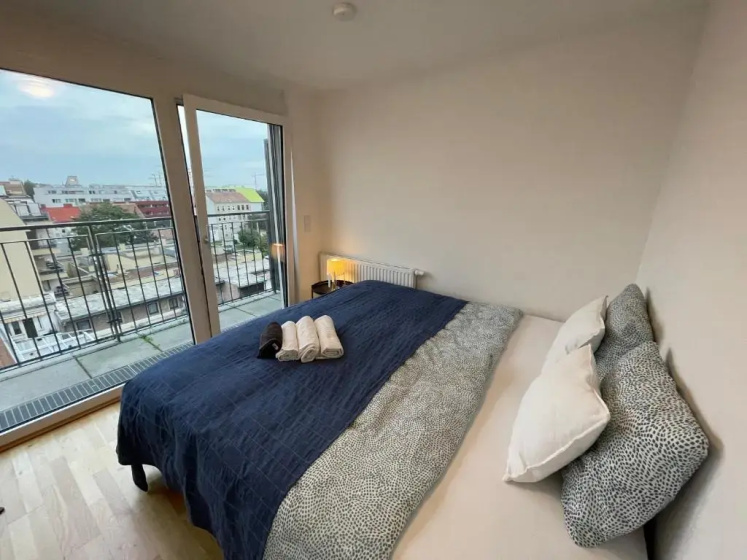 ECA Rooftop Live - Private Rooms & Serviced Apartments — отель в вене, Австрия