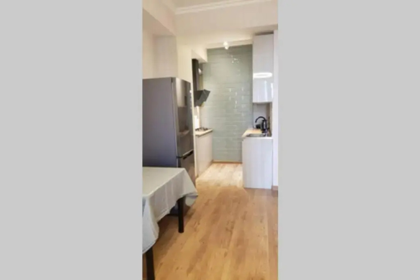 Apartment - 200 m Near Central Park — отзывы гостей и цены