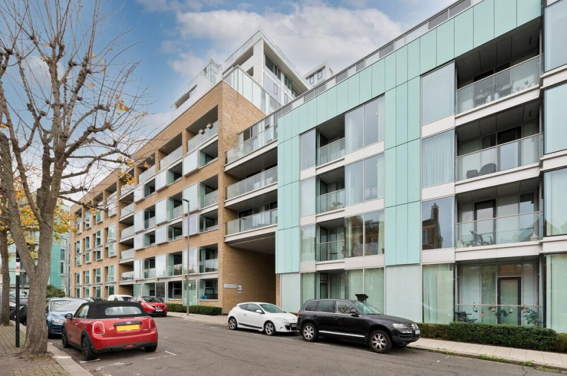 Luxury Flat With Private Terrace in Central Wandsworth by Underthedoormat — отзывы гостей и цены