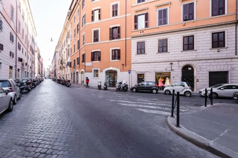 Pantheon Amazing Apartment — забронировать отель в Риме