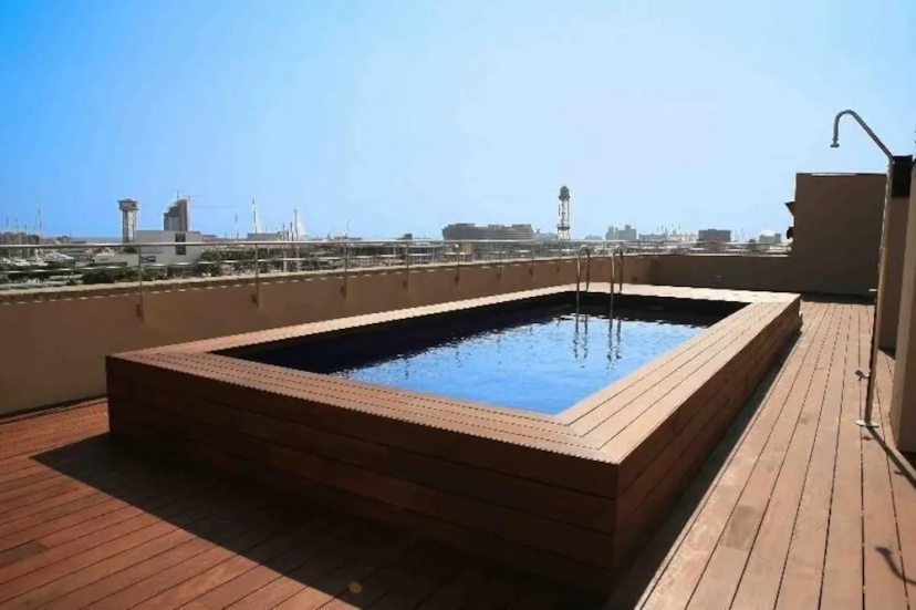 Port Apartments 4 — отель в Барселоне, Испания