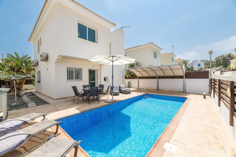 Цены на Villa Amesta in Protaras в Протарас