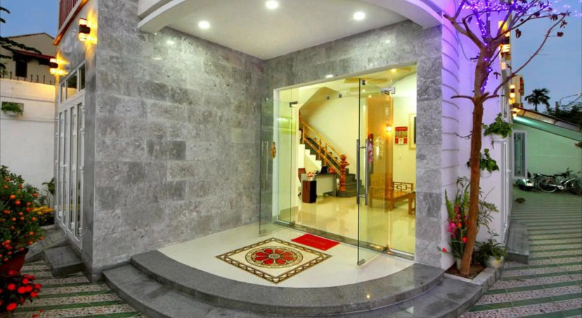 Center Homestay — забронировать отель в Дананге