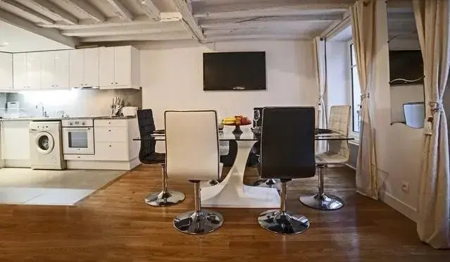 Appartement - Ternes — комфортный отель в Париже