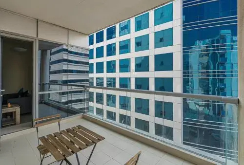HiGuests - Large Apt in the Heart of Deira Near Clocktower — отзывы гостей и цены