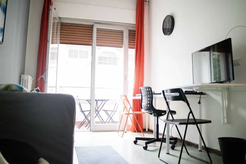 Kamchu Apartments Single Room Viale Libia 8 — комфортный отель в Риме