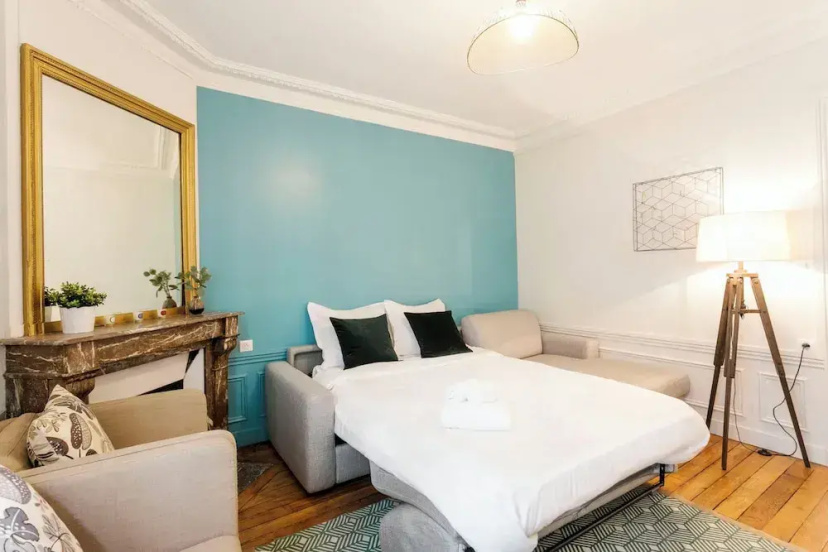 Central Paris 1BR near Palais Royal — забронировать отель в Париже