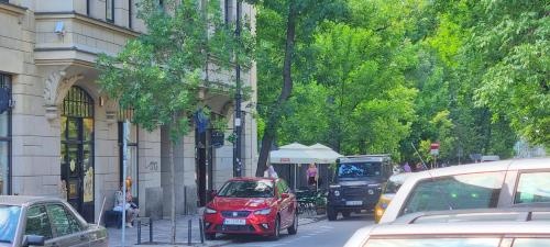 Emilia Apartment — отель с удобствами в Варшаве