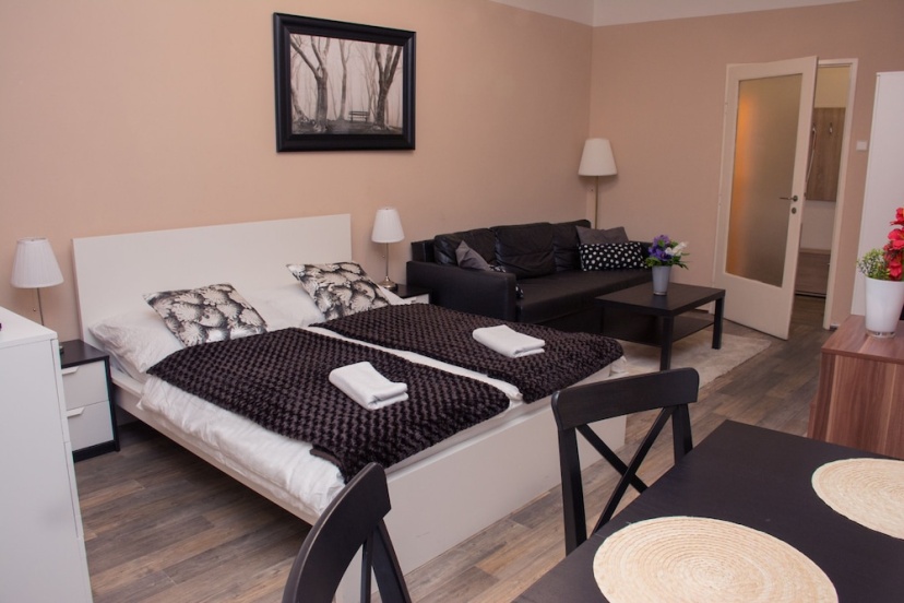 Wenceslas Square Apartment — отзывы гостей и цены