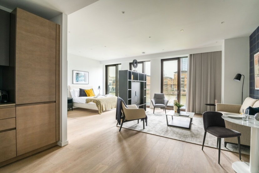 Stylish Studio Apartment With River Views in Londons Bustling Docklands — отзывы гостей и цены