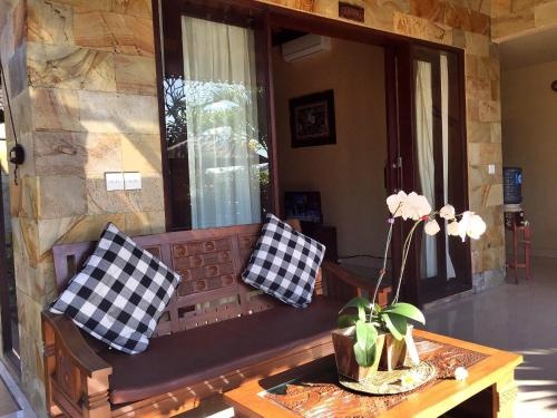 Siwaya Villa — забронировать отель в Убуде