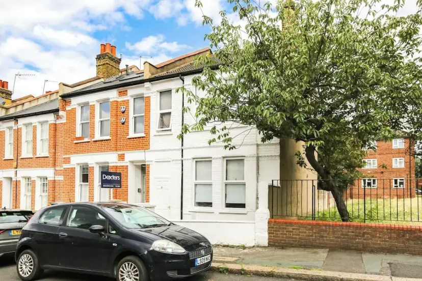 Single Ensuite in SW2 Close to Central London — отель с удобным расположением в Лондоне