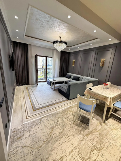 Royal Rentals (Роял Ренталс) на улице Абдулла Каххара 49/13 — отель в Ташкент, Узбекистан