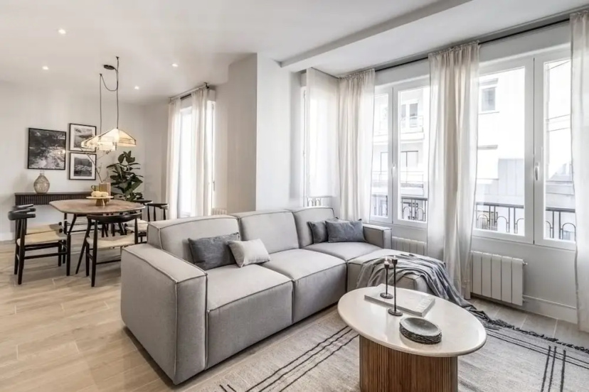 Stella - 3 Bedrooms in Goya — забронировать отель в Мадриде