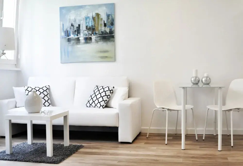 Warsaw Concierge Rondo ONZ — отель с удобствами в Варшаве