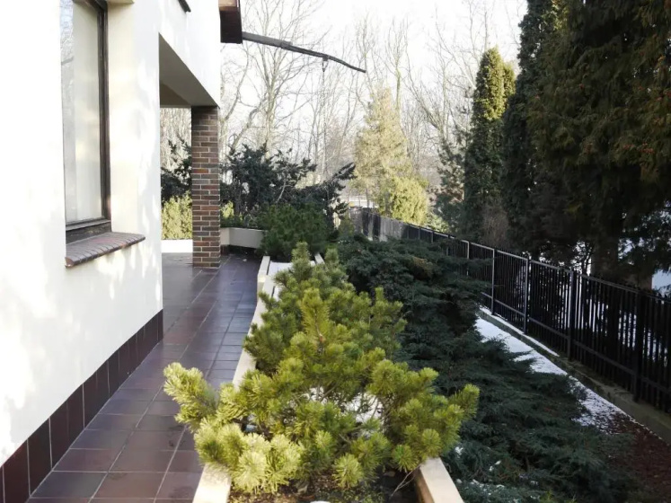 Guest House Villa Arkadia — забронировать отель в Варшаве